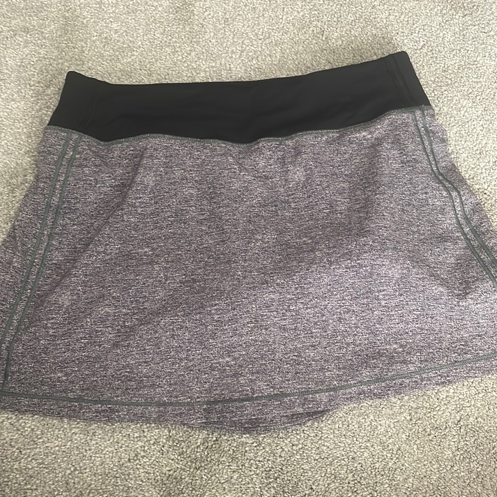 Lululemon athletic skirt size 4